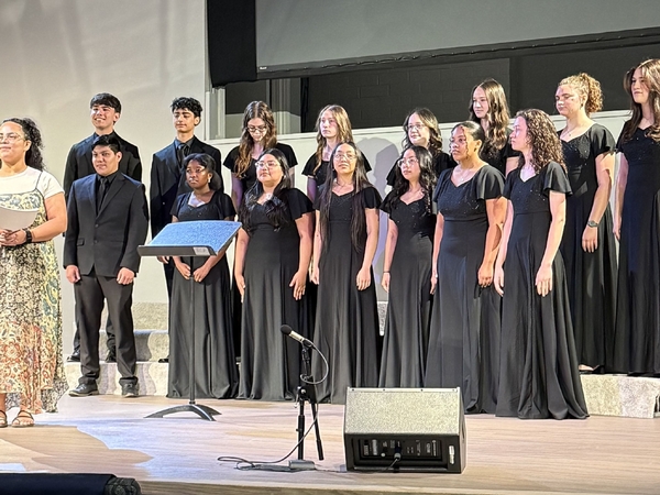 Photo for Announcement 3