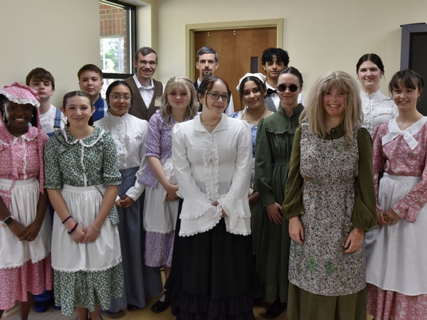 Photo for Announcement 1